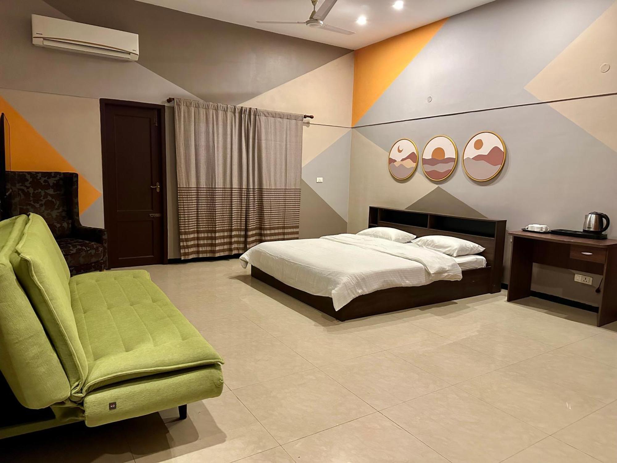 Costa Verde Luxury Seafront Villa Madras Buitenkant foto